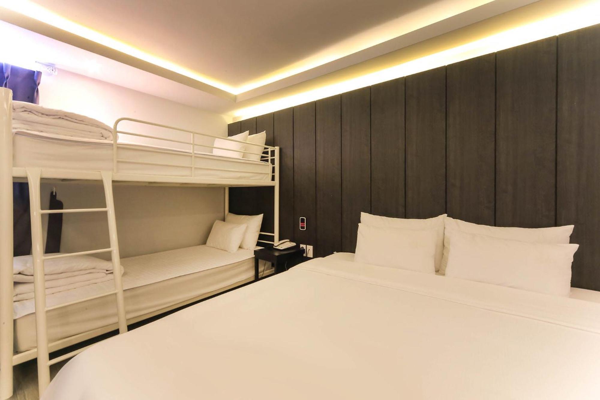Hotel Bridge Busan Exterior photo